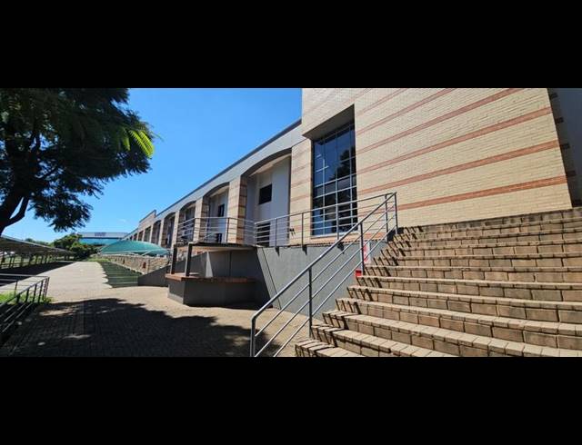 INDUSTRIAL PROPERTY TO RENT IN HALFWAY GARDENS